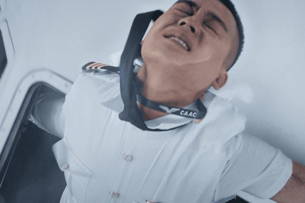 《中国机长》读后感--方向对了只剩挑战和坚持 1