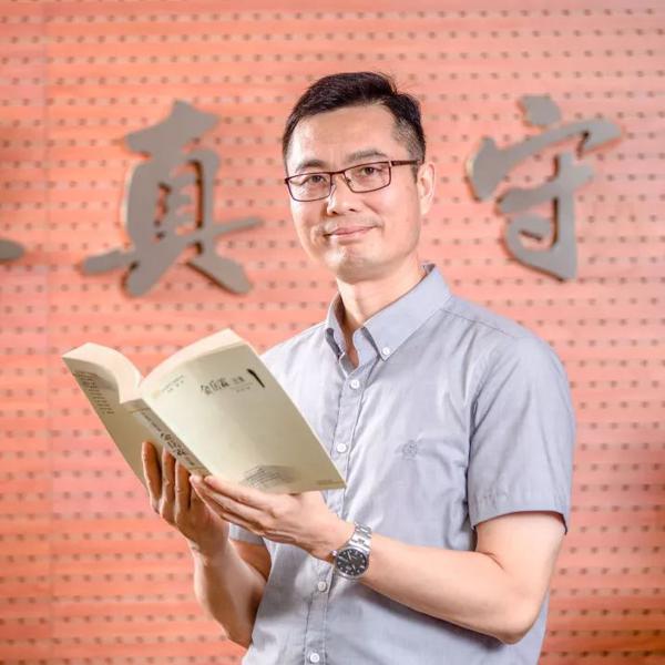 为好作文转身！曹文轩领衔大咖评审团！第五届扬子晚报杯·统编教材同步作文大赛开赛！ 16