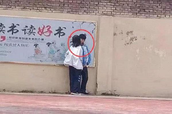 什么叫做爱?14岁初中女生的作文火了,网友:活了几十年还没她懂 4