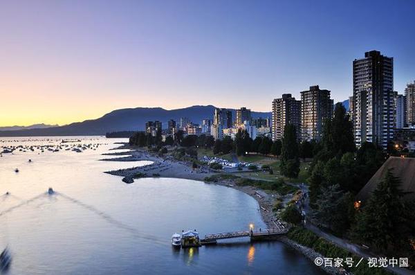 考场作文素材解读：女生说我长得很丑等 3