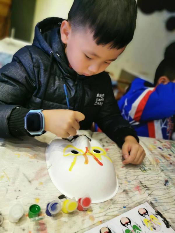 菱菱、昶昶的北京行作文亮了 5