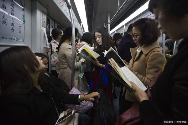 浙江省湖州市2019年中考作文:如何做个真正的读者?