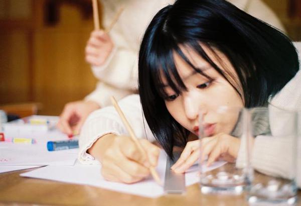 14岁女孩作文爱情观大火:爱情比起轰轰烈烈,还是平平淡淡更真实 3