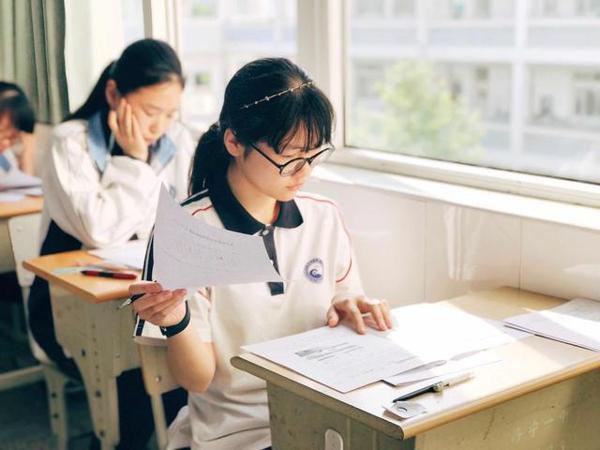 原创 孩子写好作文，除了笔动还要感动，以情感人法让孩子作文脱颖而出 2
