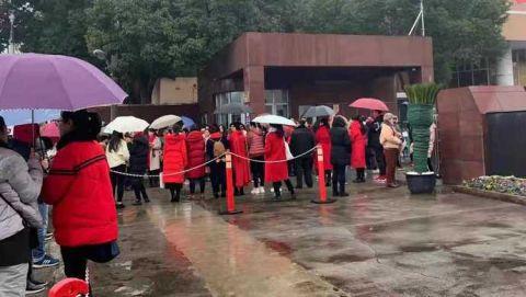 冬雨中春考开考,材料作文聚焦:事实和看法