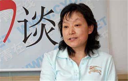 她是中国高考第一位女状元,作文荣登人民日报,成绩至今仍未公布 5