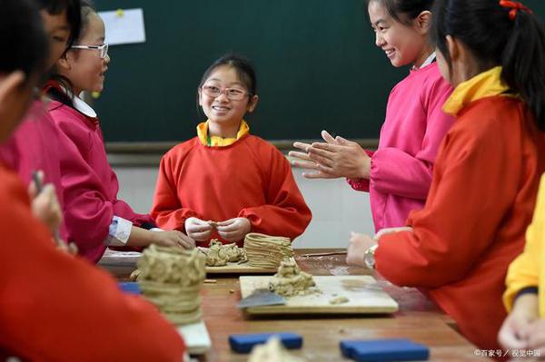 有“才气”的小学生作文,老师看了说太“真实”,家长却说没出息 4