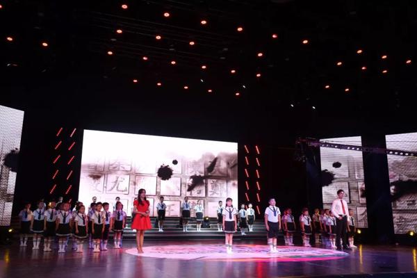 一直都是别人家的孩子，这次终于轮到了自己，比“帅作文”更帅…… 13