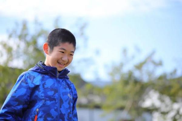 12岁小学生写的作文拿了全国一等奖!网友:信息量太大,全是知识点