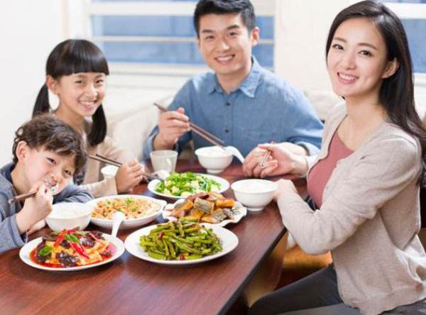 父亲无意间发现孩子的作文,读完后眼眶红了:孩子成长离不开爸爸 6