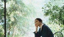 秋天，她已经悄悄地来到我们的身边 -誊写儿子作文