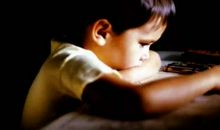 小学生《孤独》作文得满分，没孤独两字，老师却知孩子“心里苦”