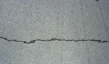 沥青路面裂缝的防治论文