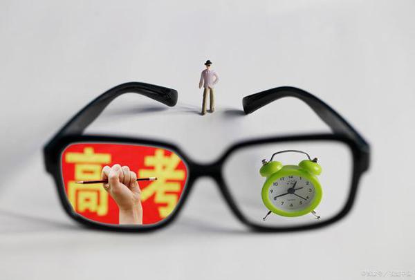 牛!高考文言文满分作文,阅卷专家4页纸注释 1