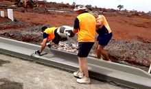 修路工人 四年级写人作文300字