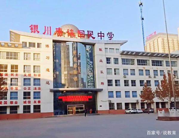 泪奔!2020考研人:做“英语完形”只剩1分钟?作文写崩了?