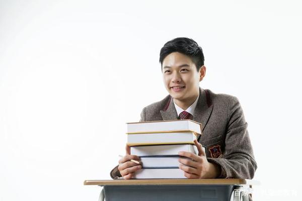 中学生优秀作文：《宅家的节奏》，能做事的做事，能发声的发声 4