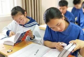 初中作文拿下全国奖，北大学霸家长：让孩子学语文，从小坚持3事 1