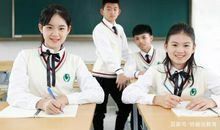 中考模拟作文点评：《争论》，泉水挑不干，知识学不完