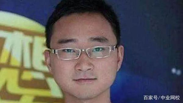 高考用甲骨文写作文,只得6分被破格录取,入学后被教授嫌弃
