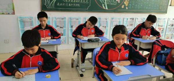 【朝盛学校】 现场作文比赛 14
