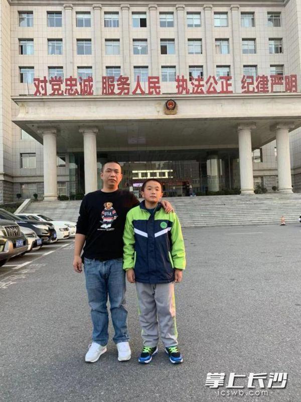 10岁儿子的作文，让警察爸爸泪奔 2