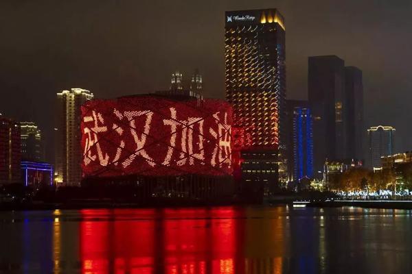 如果今年高考写关于疫情作文，如何写出新意让阅卷老师眼前一亮？ 2