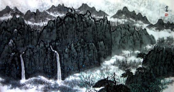 青山不老卧青松，苍枝映照武汉城-万众一心战疫情作文800字