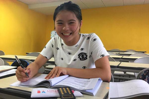 爆笑小学生作文,老师看了笑到肚子疼,网友直呼“专治不开心” 6