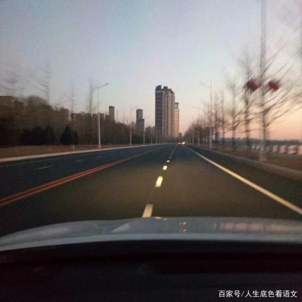 初中语文，关于疫情的作文，照见素材驾驭的边际，应重拾真情实感 2