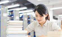 高考作文预测、优秀作文点评：《用爱发明的砖头》