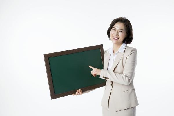 原创 初中600字满分作文：《中考之前》