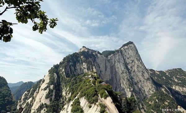 中小学生作文写作手法系列之“山不喜平，文贵起伏”，网友：受教 1