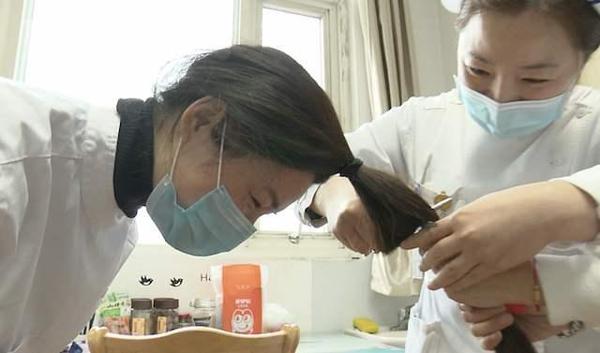 内蒙古高一学子,写出抗疫期最感人作文,问答版“你是谁?” 2