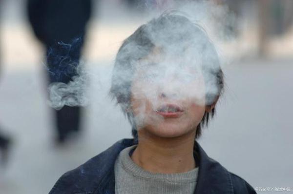 交作文啦丨病毒施了妖术,我看见不少“熟悉的陌生人”! 2
