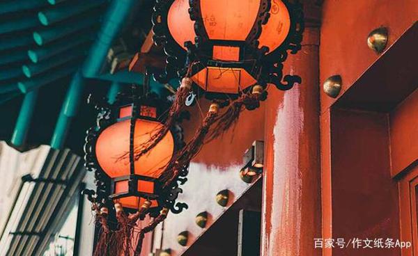 阅卷老师精心总结!2020最新语文高考满分作文万能句子模板合集