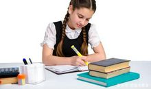 高中优秀作文点评：《冷漠》，文章视角独特，见解颇有新意