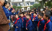 “疫”线面孔读后感｜杭州市文溪中学801班全天阳：背影