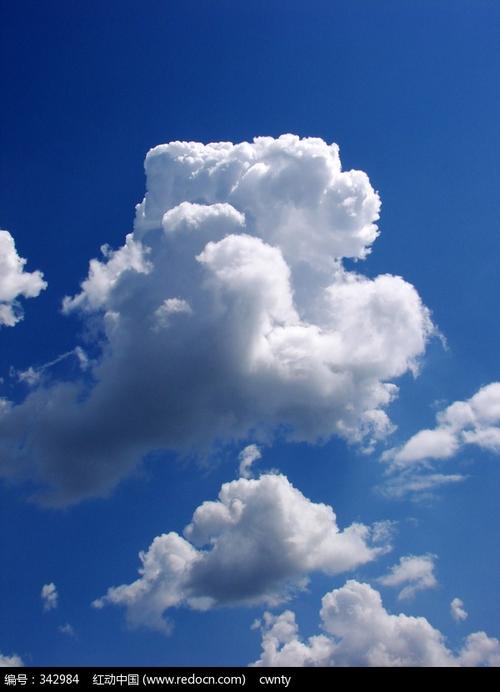 高一叙事作文：那片蔚蓝的天空_750字