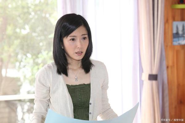 上海六年级优秀作文:《我与不倒翁的故事》 1