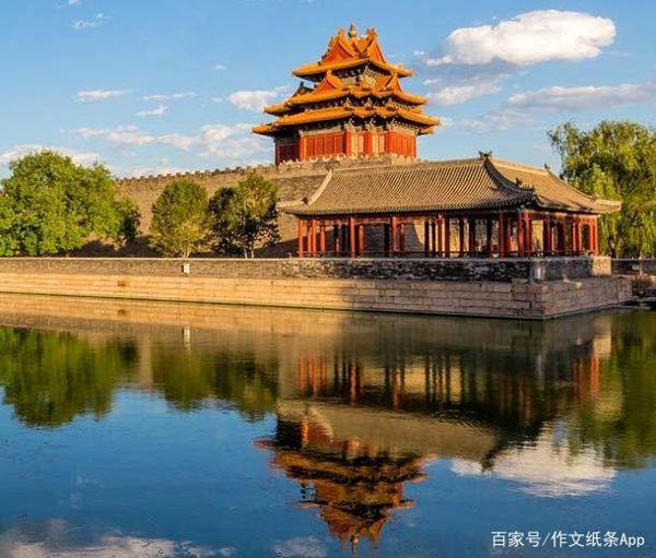 令阅卷老师惊艳,学霸都在偷偷摘抄!超燃的爱国句子和满分作文 1