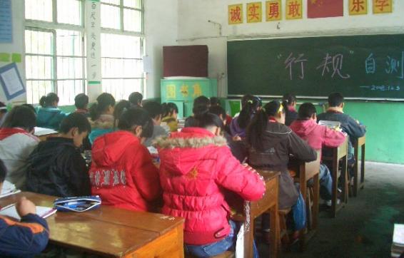 小学生“扫雷”作文大火,“妈妈3天没打我了”,网友:你命真大 7