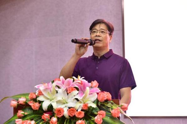致敬口罩后的面孔，致敬民族脊梁，“'疫'线面孔”新闻读后感征文大赛来了 1