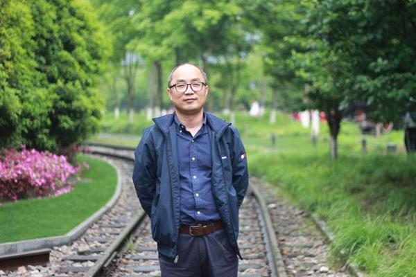 致敬口罩后的面孔，致敬民族脊梁，“'疫'线面孔”新闻读后感征文大赛来了 7