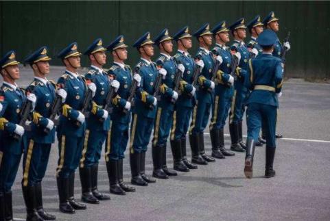 国庆节阅兵仪式作文
