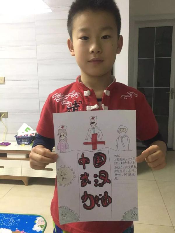 【有声作文】战“疫”一线的英雄们，你们不是在孤军奋战，我们为你们加油！