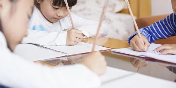 755字高考满分作文,30字老师不认识,阅卷组长写近2000字注释 6