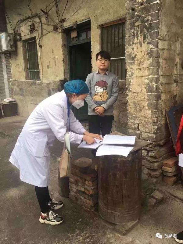 笔触│中学娃作文：你们是石泉的白衣卫士 5