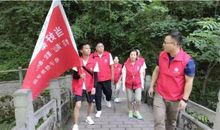 “疫”线面孔读后感｜杭州市安吉路实验学校黄羽亭：国家卫士，民族脊梁