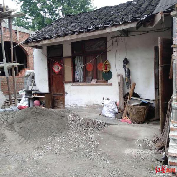 爷爷爸爸先后患癌,13岁女孩作文写下《心愿》:家人身体健康 4